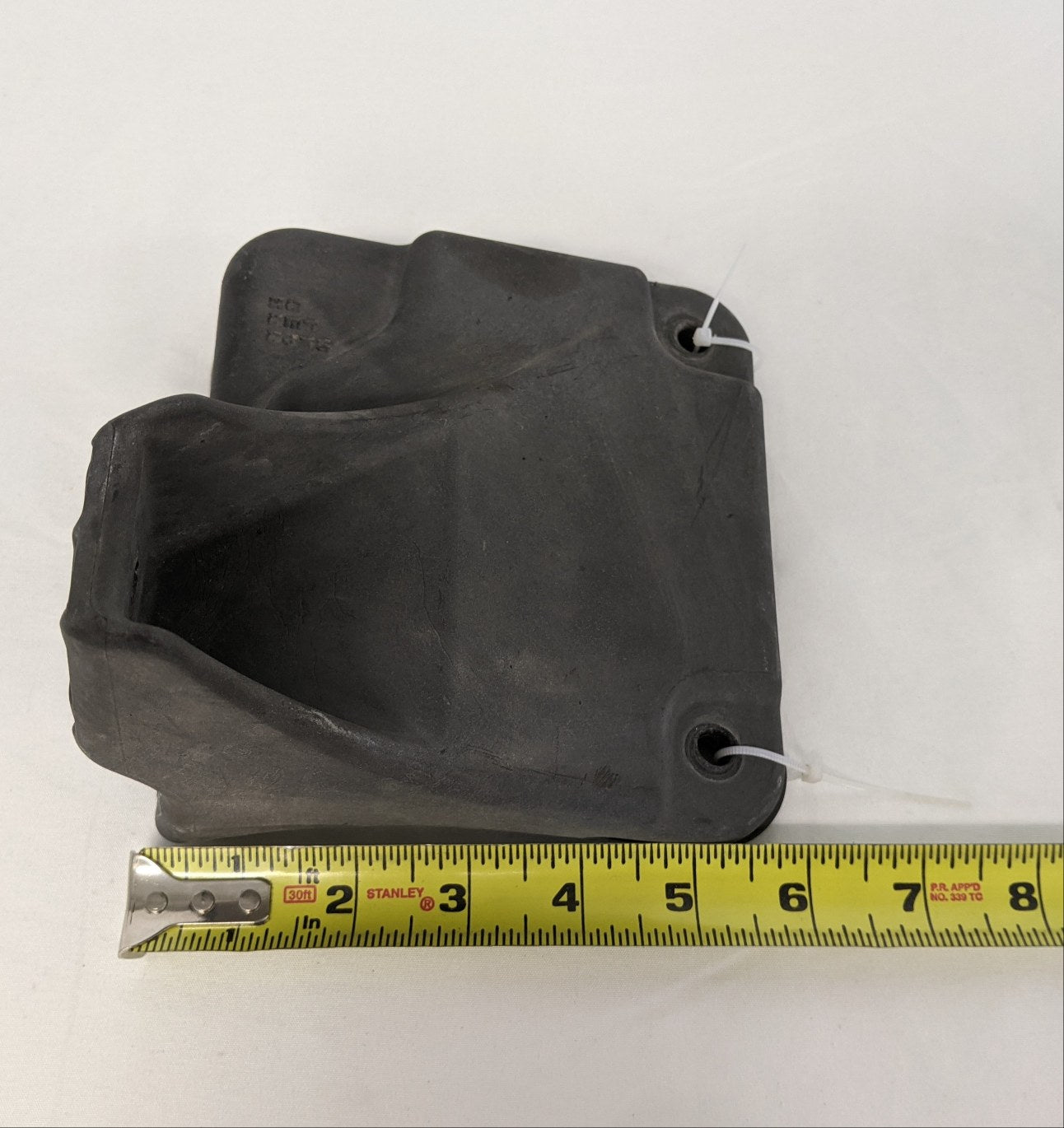 *Lot of 2* Used RH UPR & LWR Sleeper Extension Brackets -P/N A22-68051/68052-001 (10009507070268)