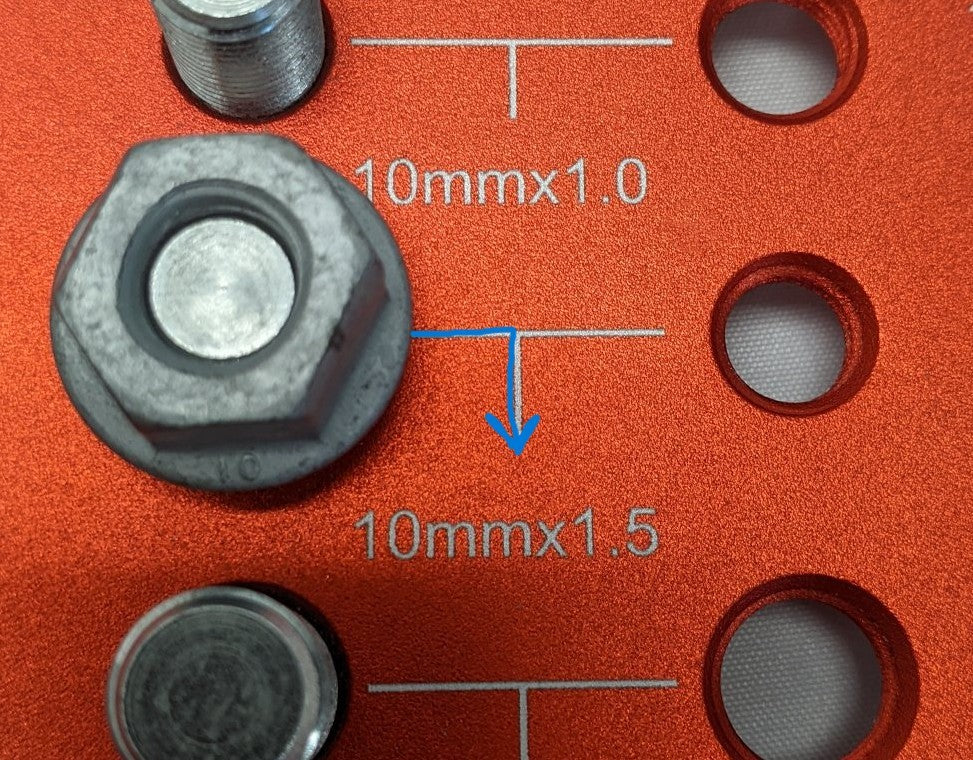 *Lot of 100* 10MM-1.5 Grade 10 Steel Galvanized Flange Lock Nuts