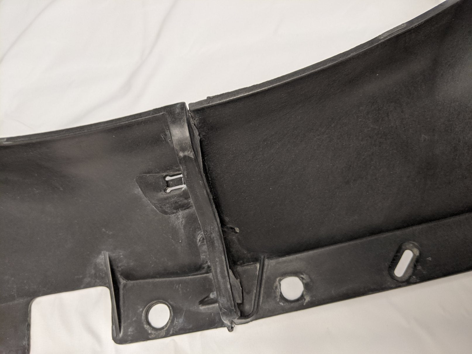 Used Freightliner Radiator Fan Shroud Assembly - P/Ns 05-25208-000, 05-25201-001