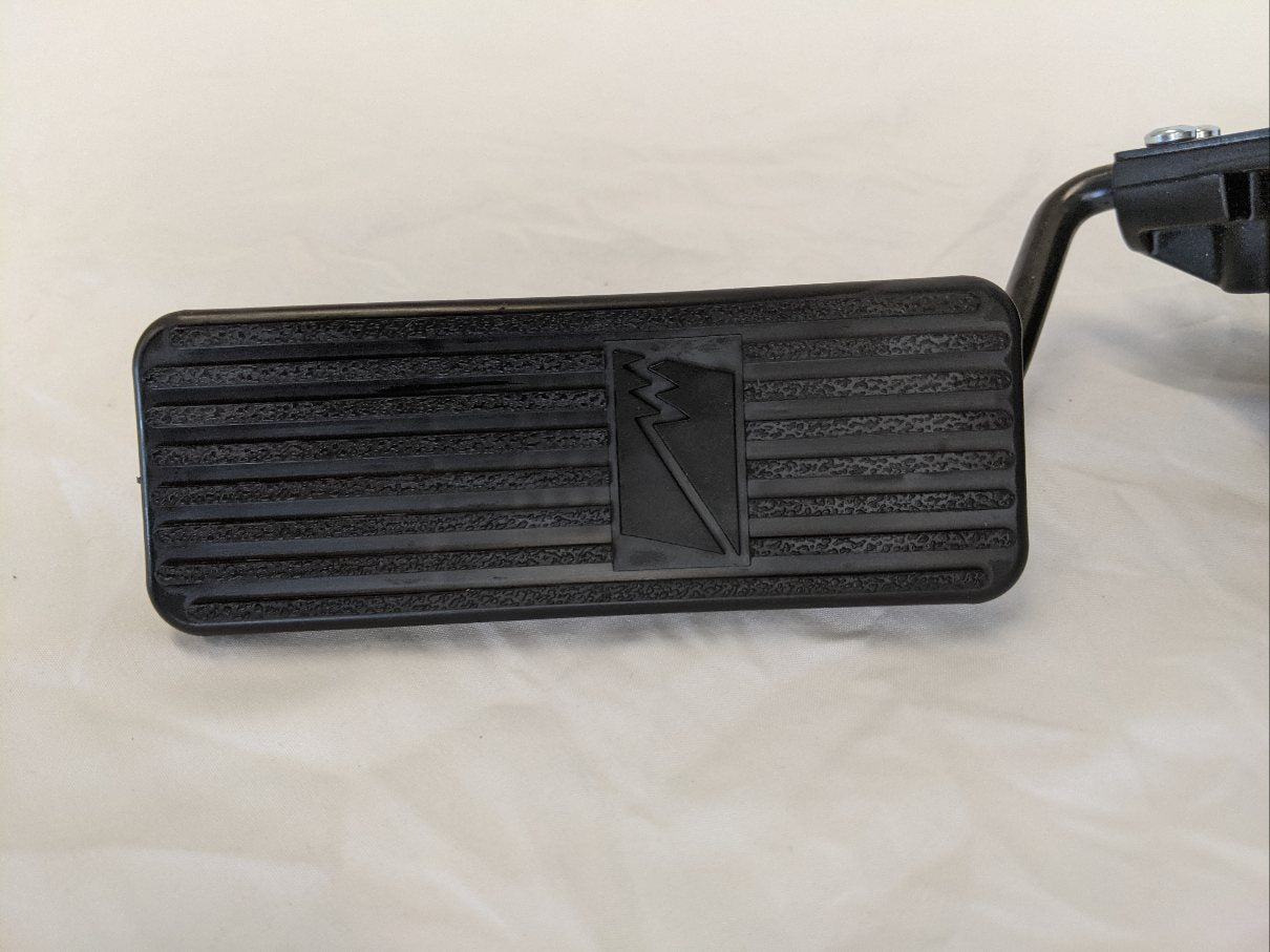 New Williams Controls DDEC Throttle Pedal Assembly P/N A01-25171-002 (10162339742012)