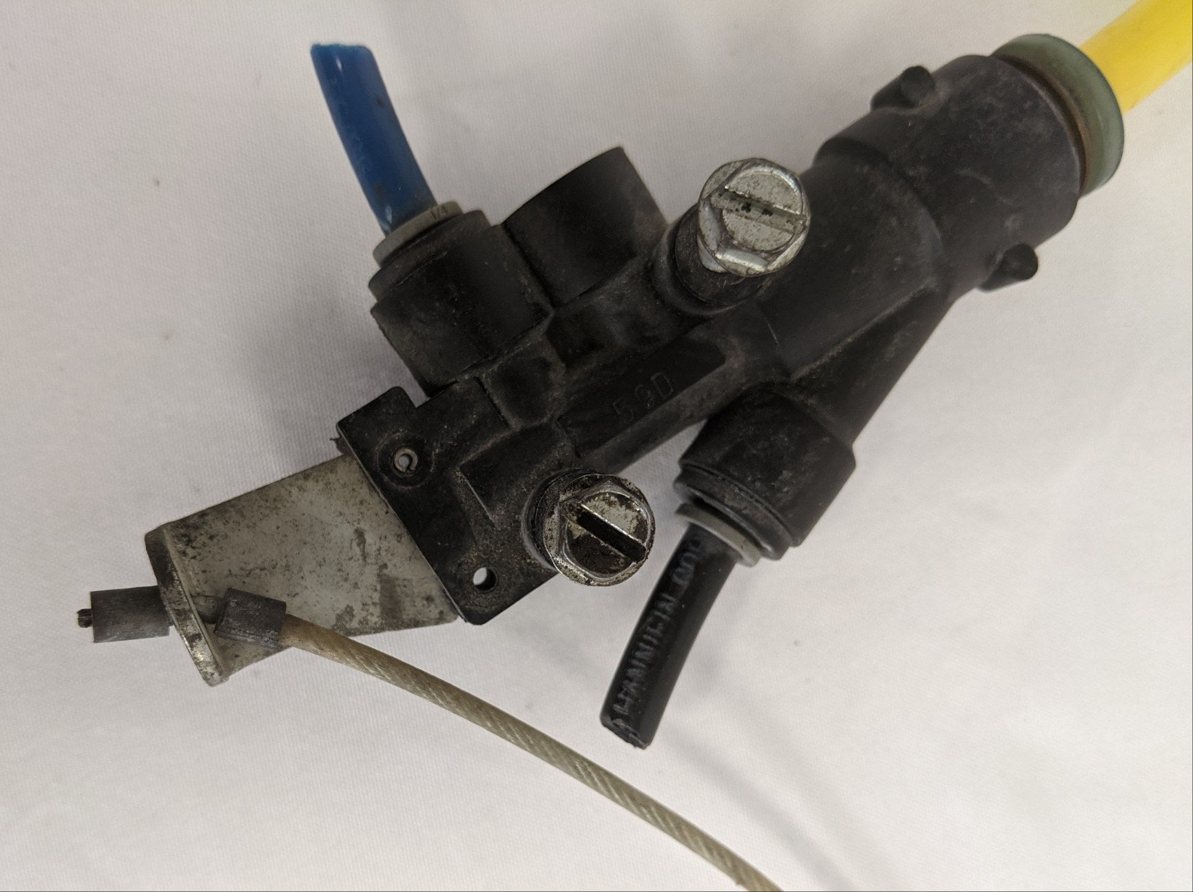 Used Freightliner Air Horn to Air Horn Single Horn Valve - P/N GTD 3301 2