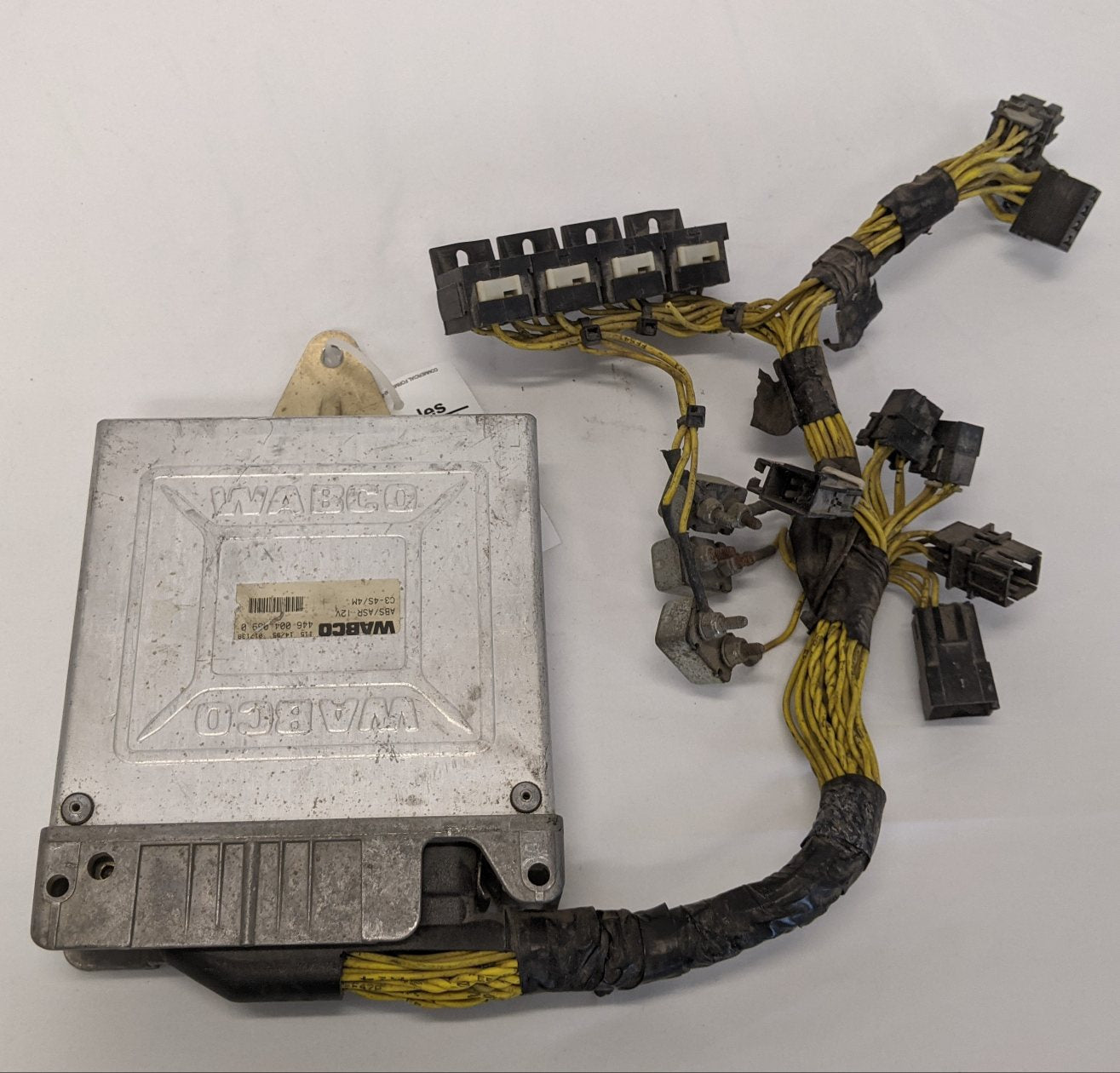 Used Freightliner FLD Classic C3 ABS Electronic Control Unit - P/N WAB4460040690 (10016319734076)