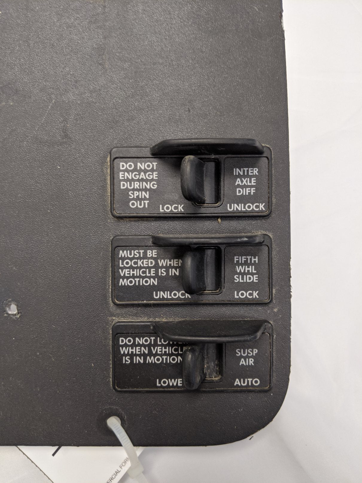 Freightliner Auxiliary Instrument Panel (22-60660-000) - Used