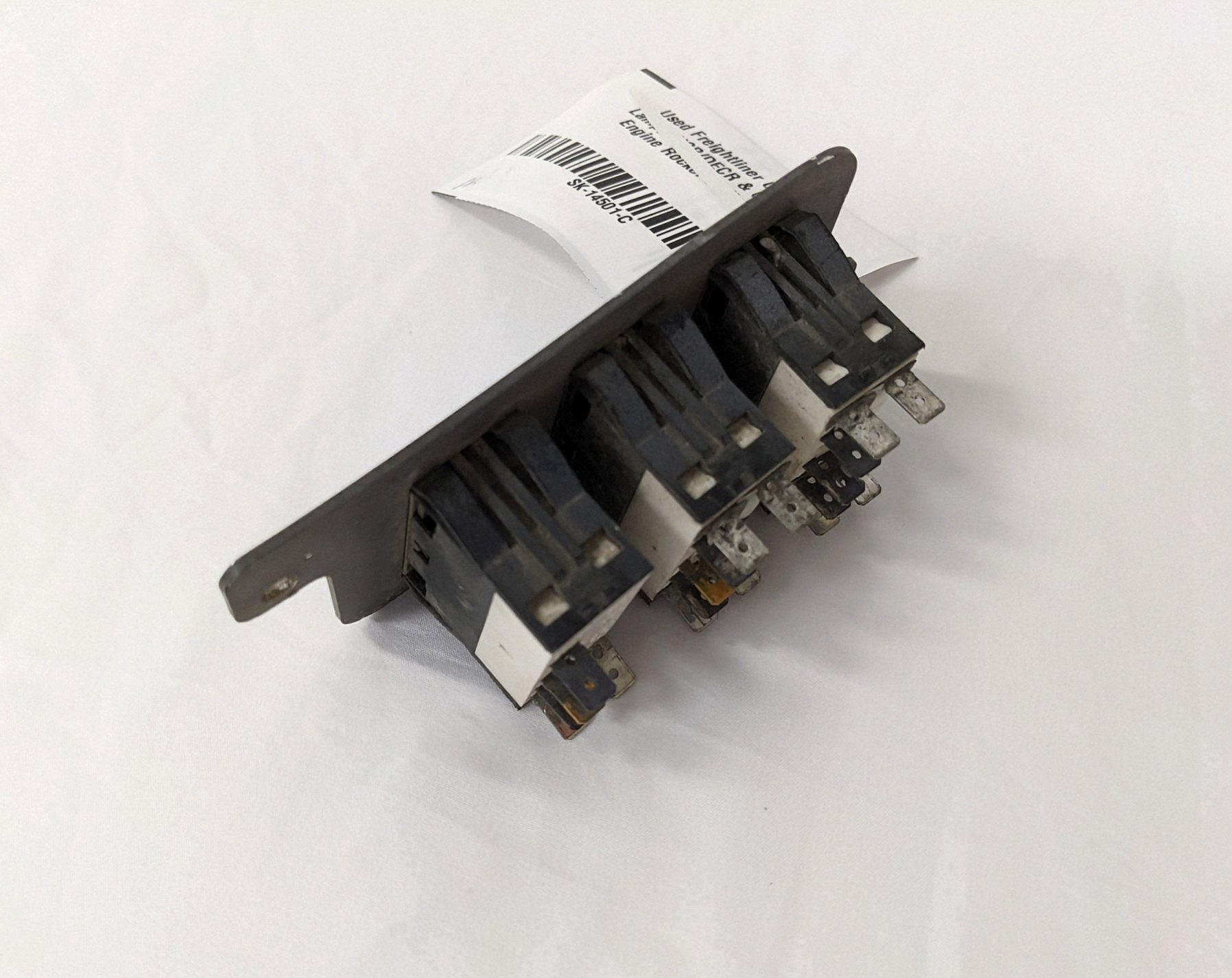 Used Freightliner Utility Lamp, INCR/DECR & Check Engine Rocker Switches (10171398095164)