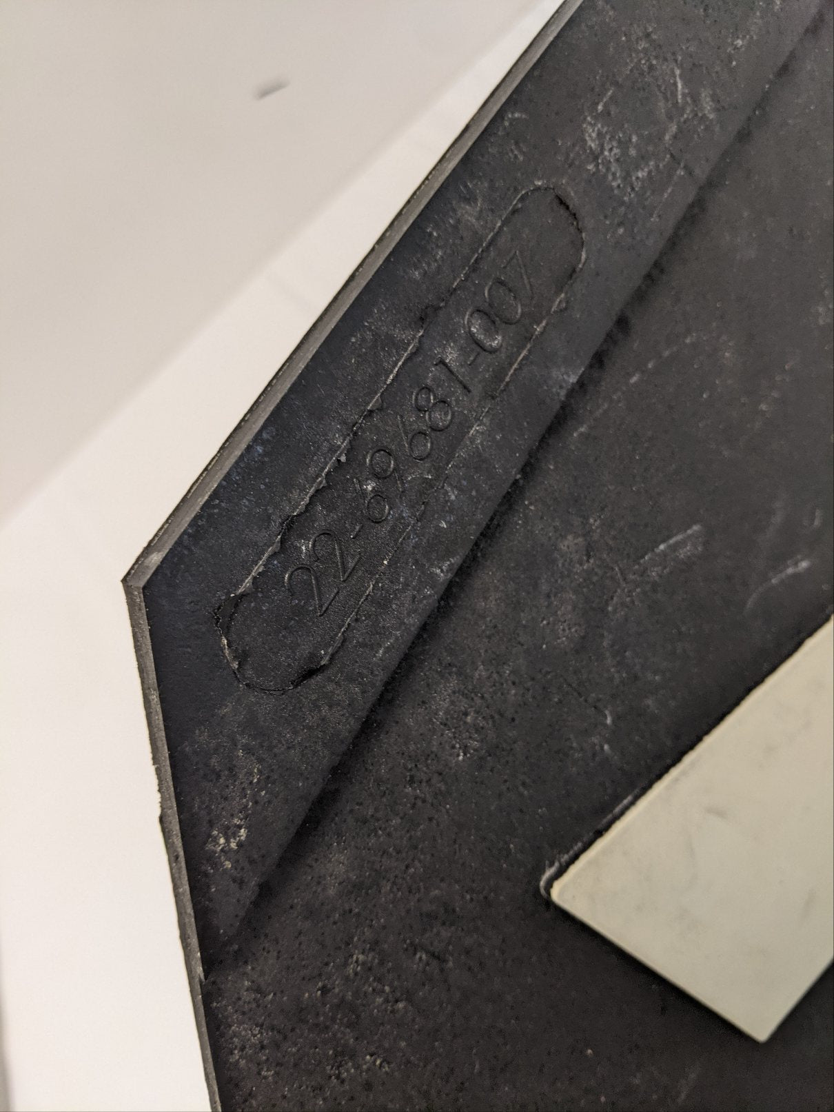 Western Star RH 24" Rubber Mitered Mud Flap 22-69681-007