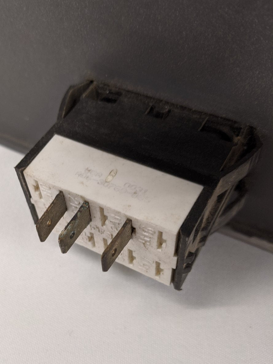 Used Freightliner Columbia Sleeper Lamp Switch Control Panel - P/N 22-46623-003