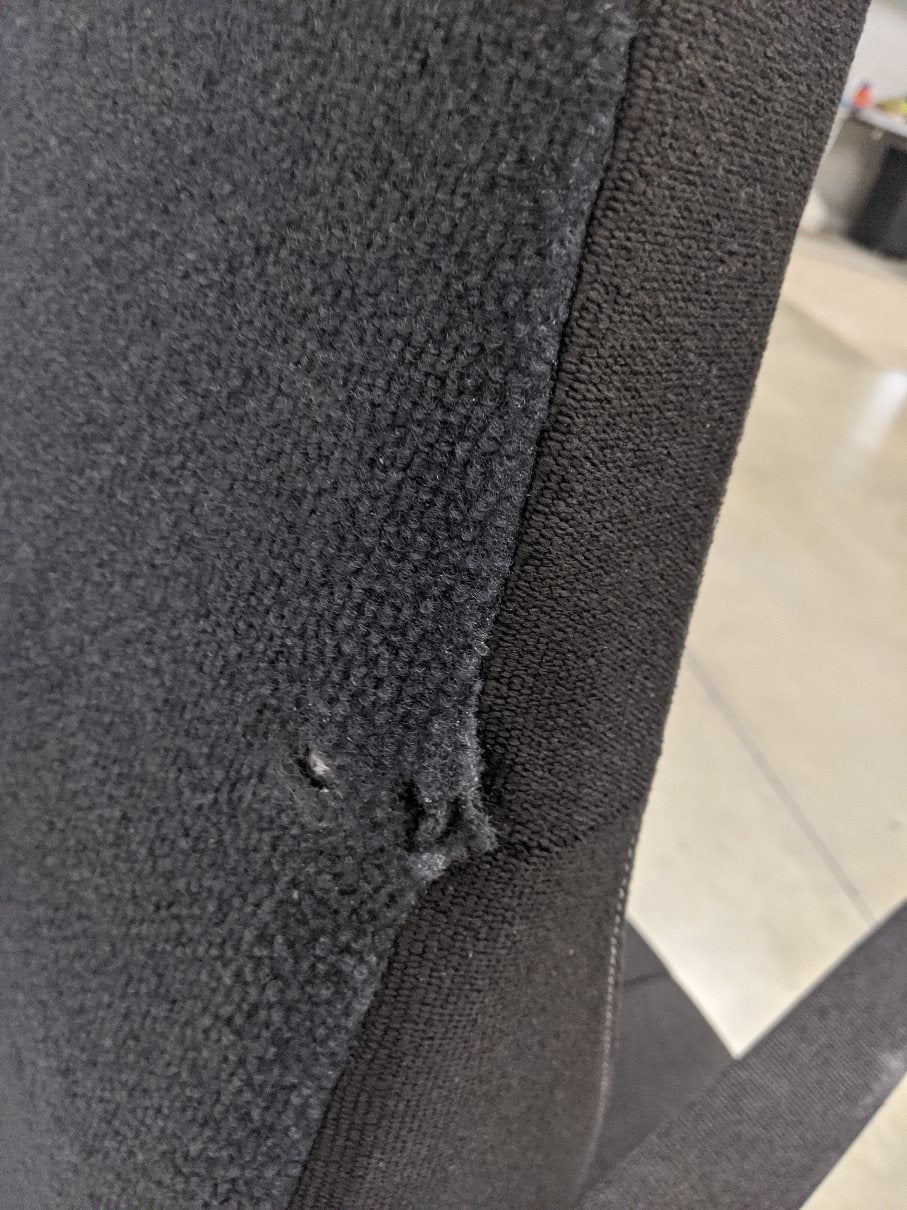 Damaged Western Star LH Complete L2 Swivel Seat Assembly - P/N ISR 816007 1016 (10162931401020)