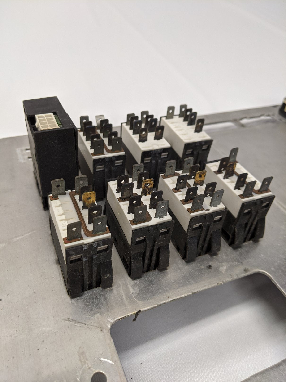 Used Freightliner Columbia Center Instrument Dash Panel - P/N  22-45867-000