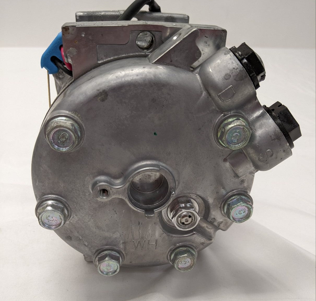 Freightliner A/C Compressor R134a 8-Groove Pad Mount | SKI 4073S
