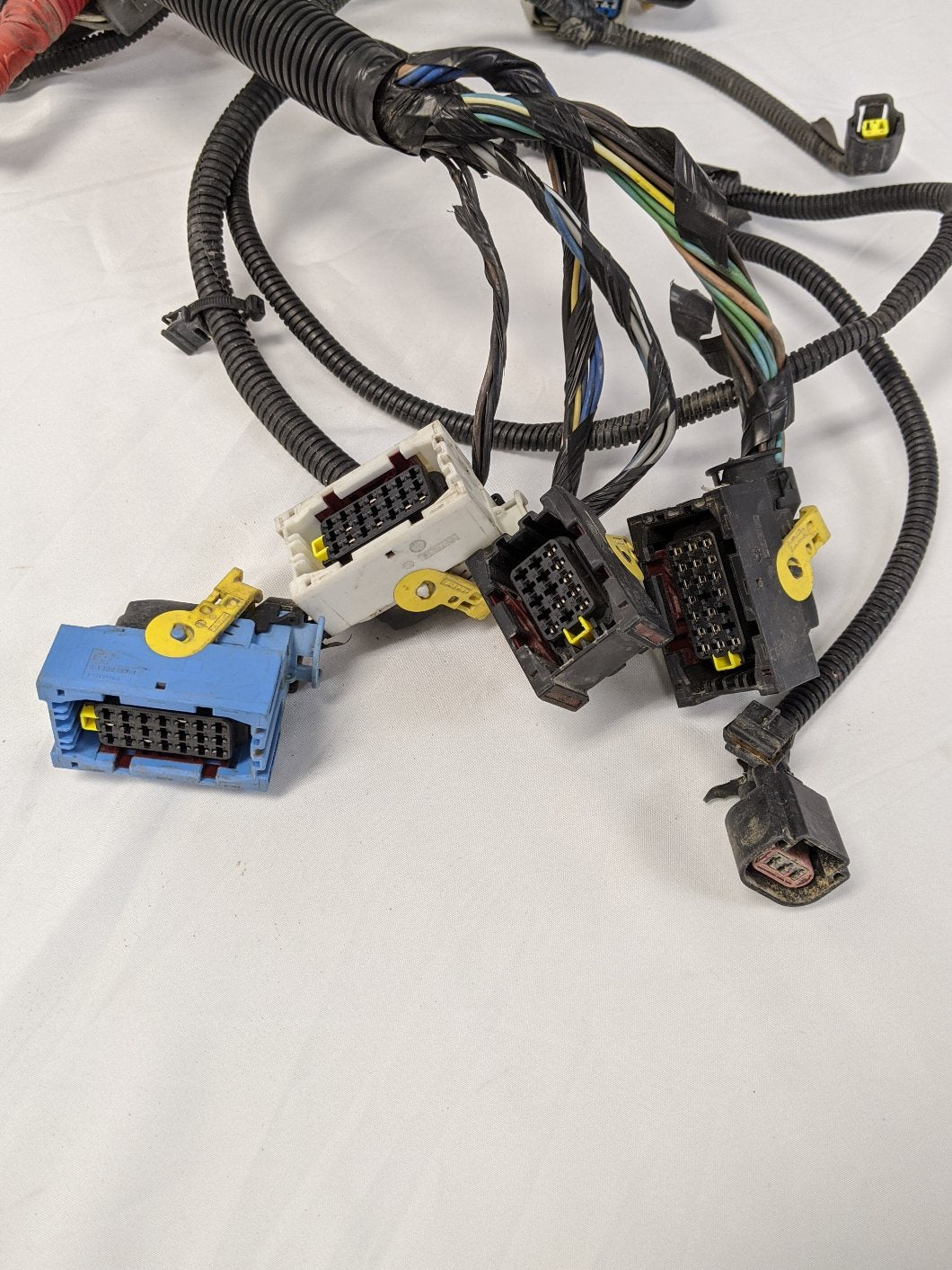 Freightliner Cascadia P3 DD15 Firewall Harness A66-03911-000
