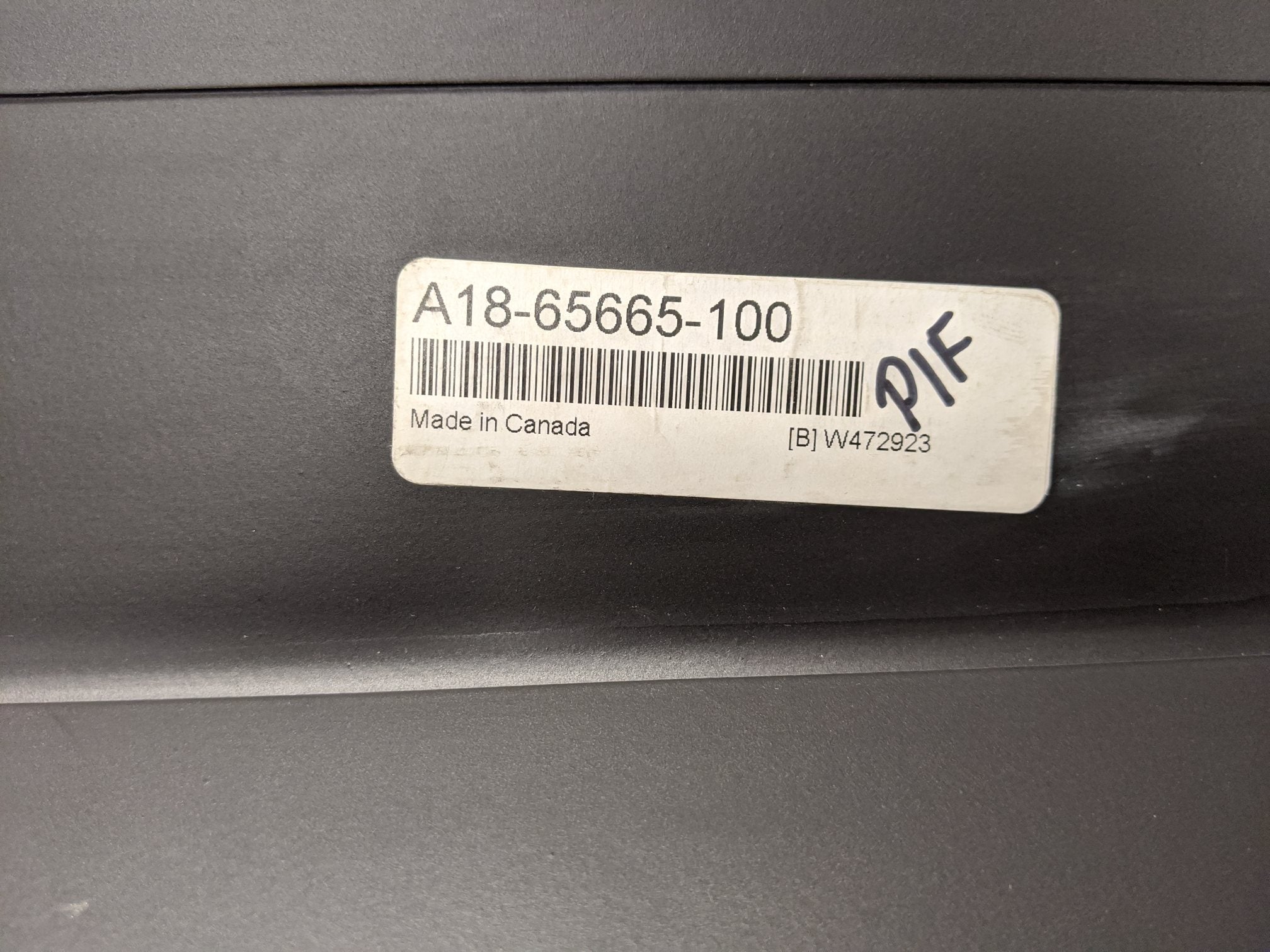 Western Star 4700 RH Setback Axel Rear Skirt Panel - A18-65665-100