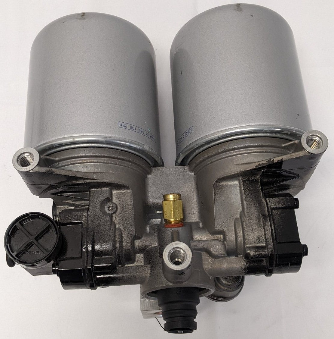 Wabco TCV Twin Air Dryer 12V 21CFM SS Twin | 4324330480
