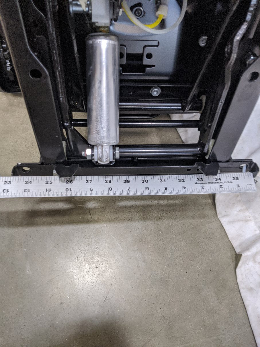 Damaged Western Star LH Complete L2 Swivel Seat Assembly - P/N ISR 816007 1016 (10162931401020)