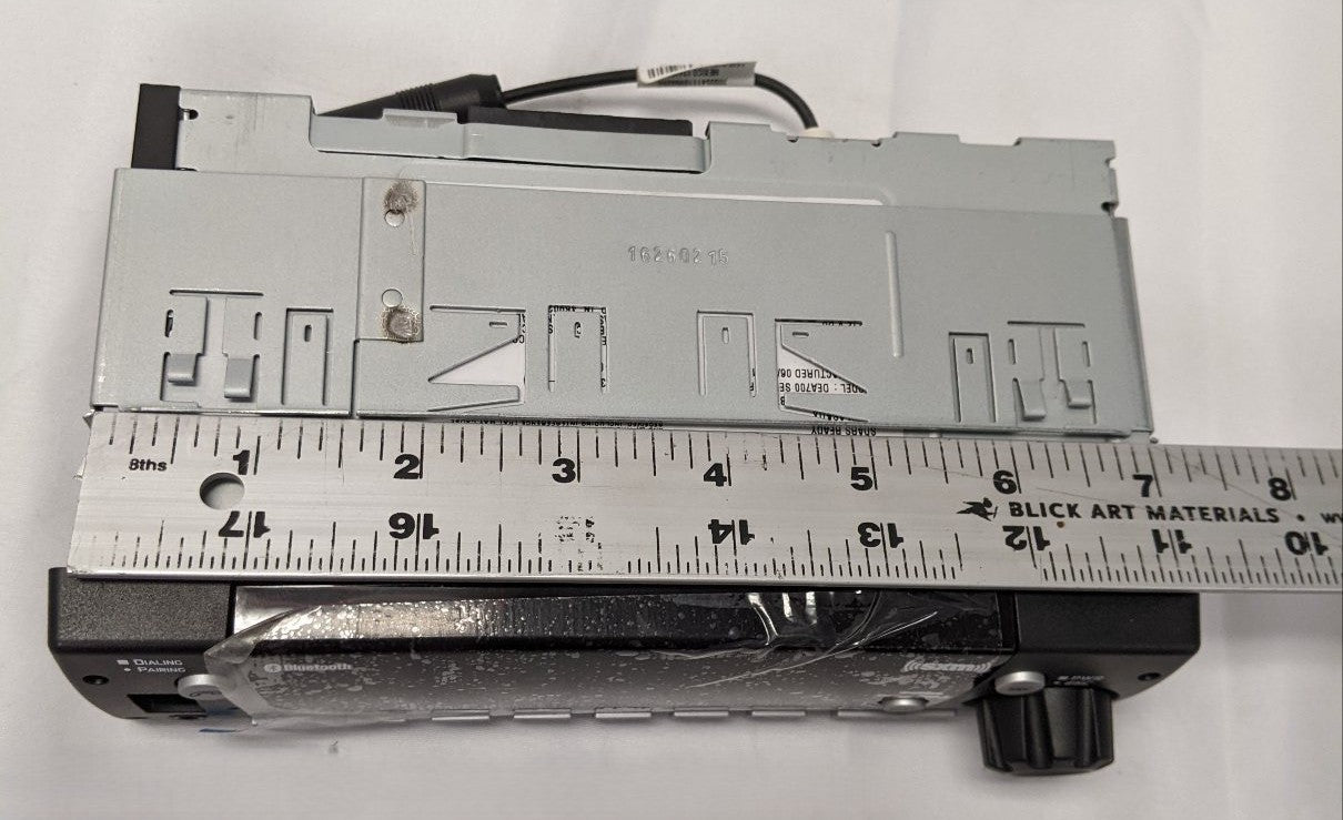 Freightliner DEA737 AM/FM/BT/SXM/USB Radio | A22-78679-000