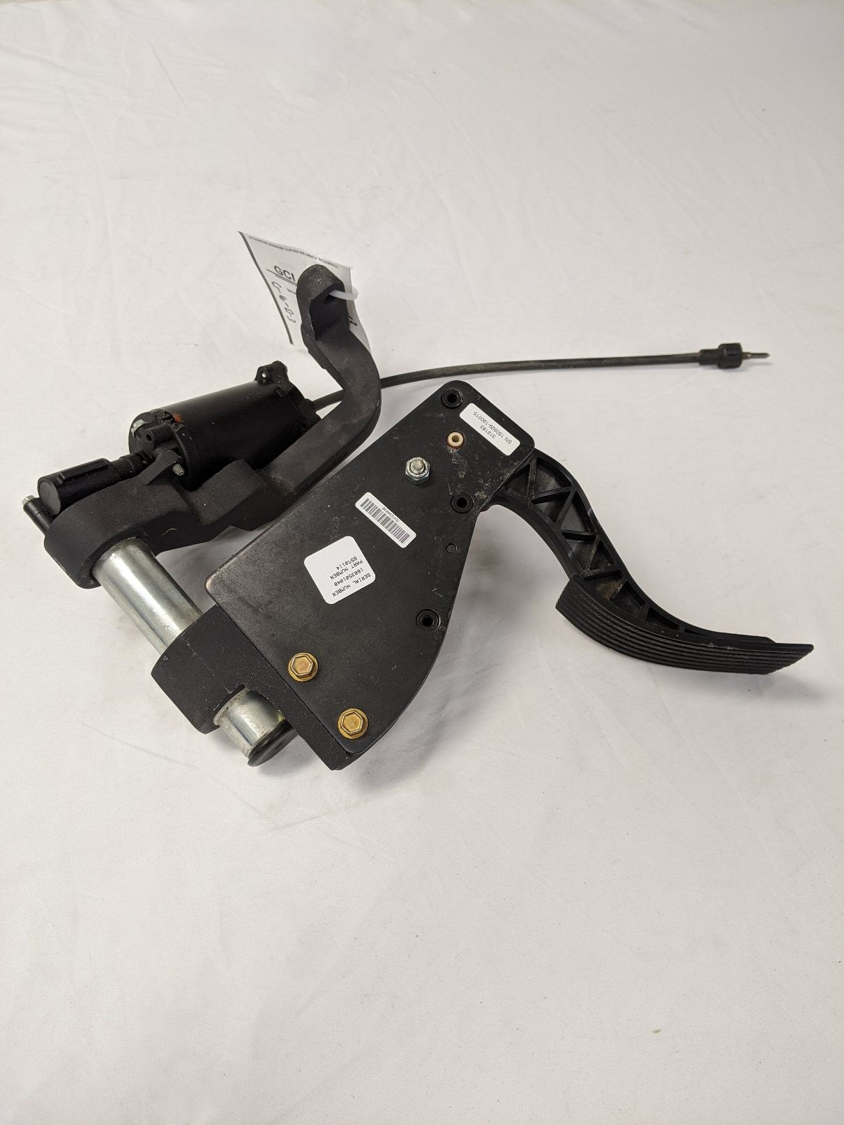 Freightliner Accelerator ADJ Pedal Assy - P/N  A01-34001-000