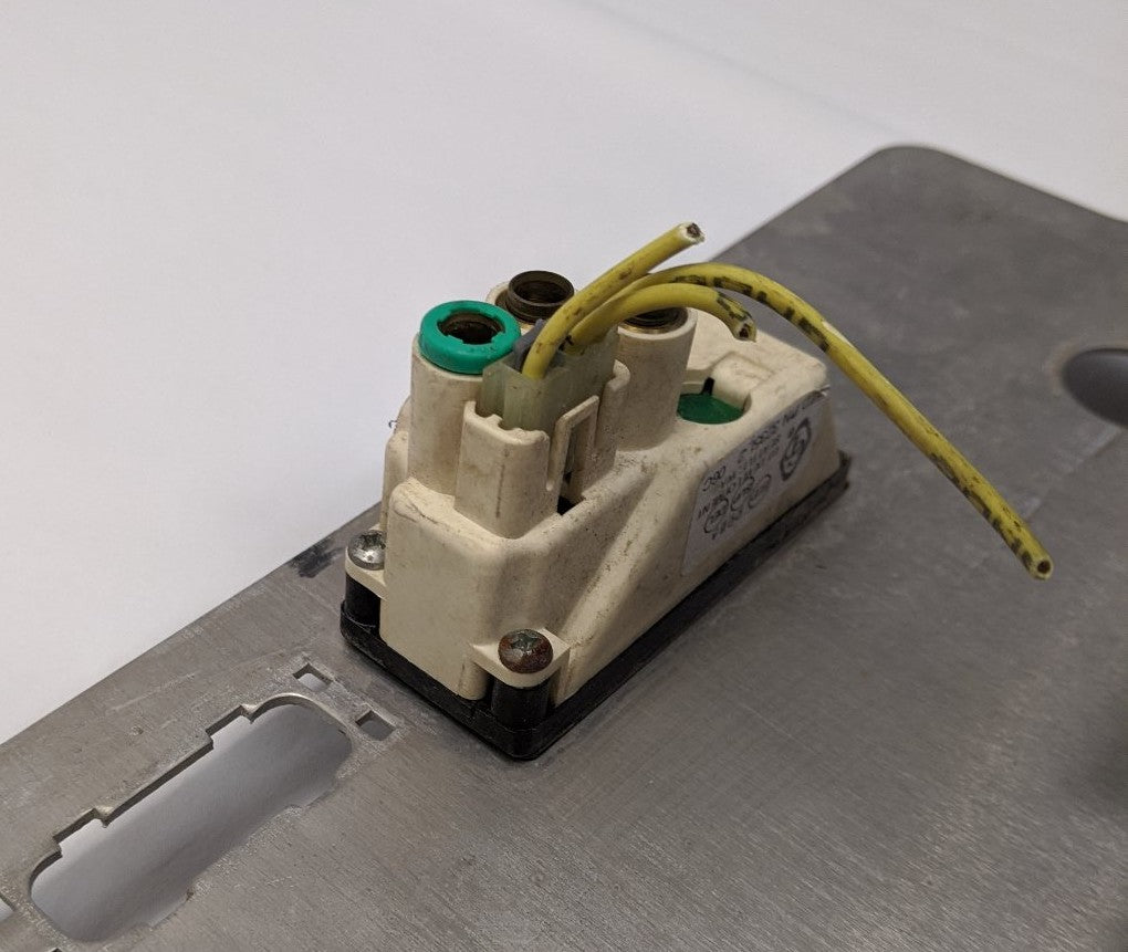 Used Freightliner Columbia Center Instrument Dash Panel - P/N  22-45867-000