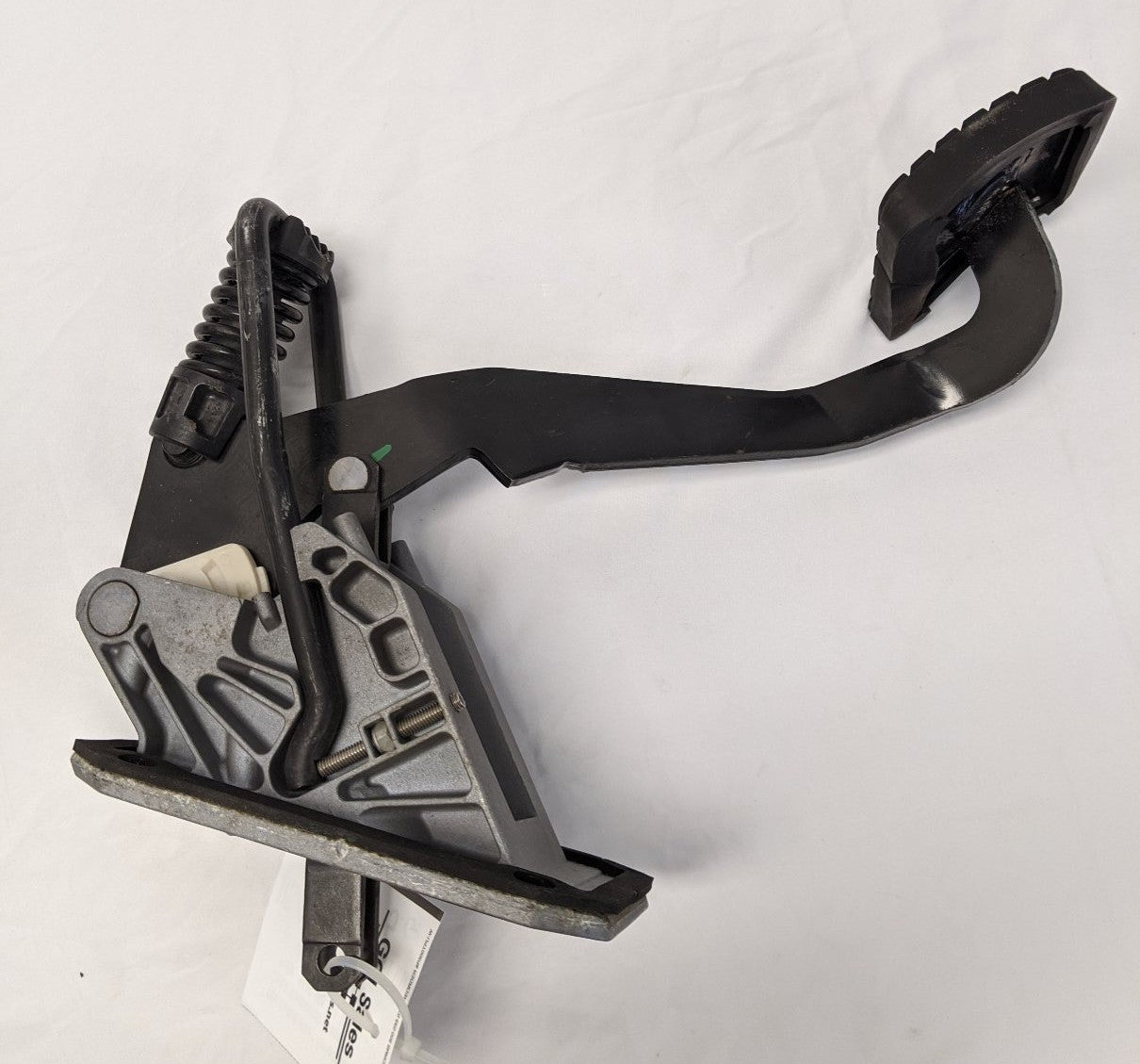 *No Switch Wire* Freightliner Clutch Mechanical Assembly Pedal - WAB 965 001 116 0
