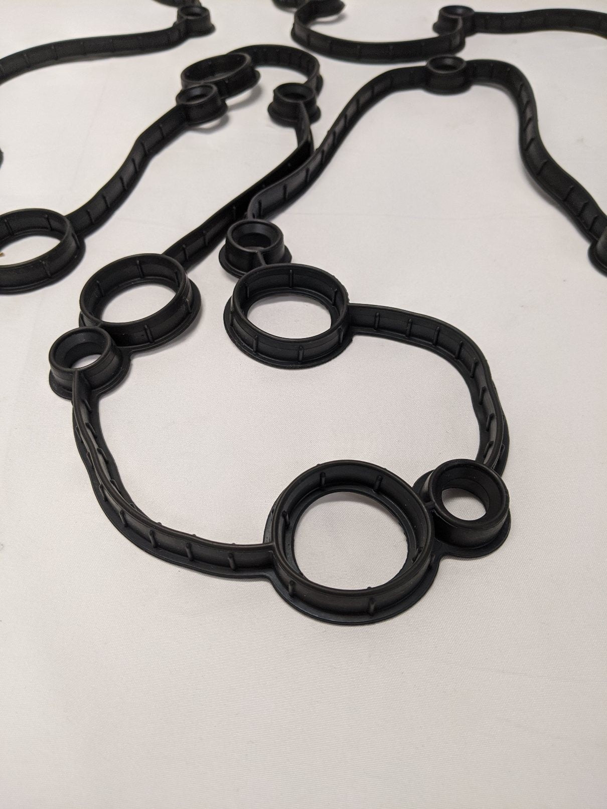 New Cummins Freightliner Valve Cover Gasket - P/N 2870214