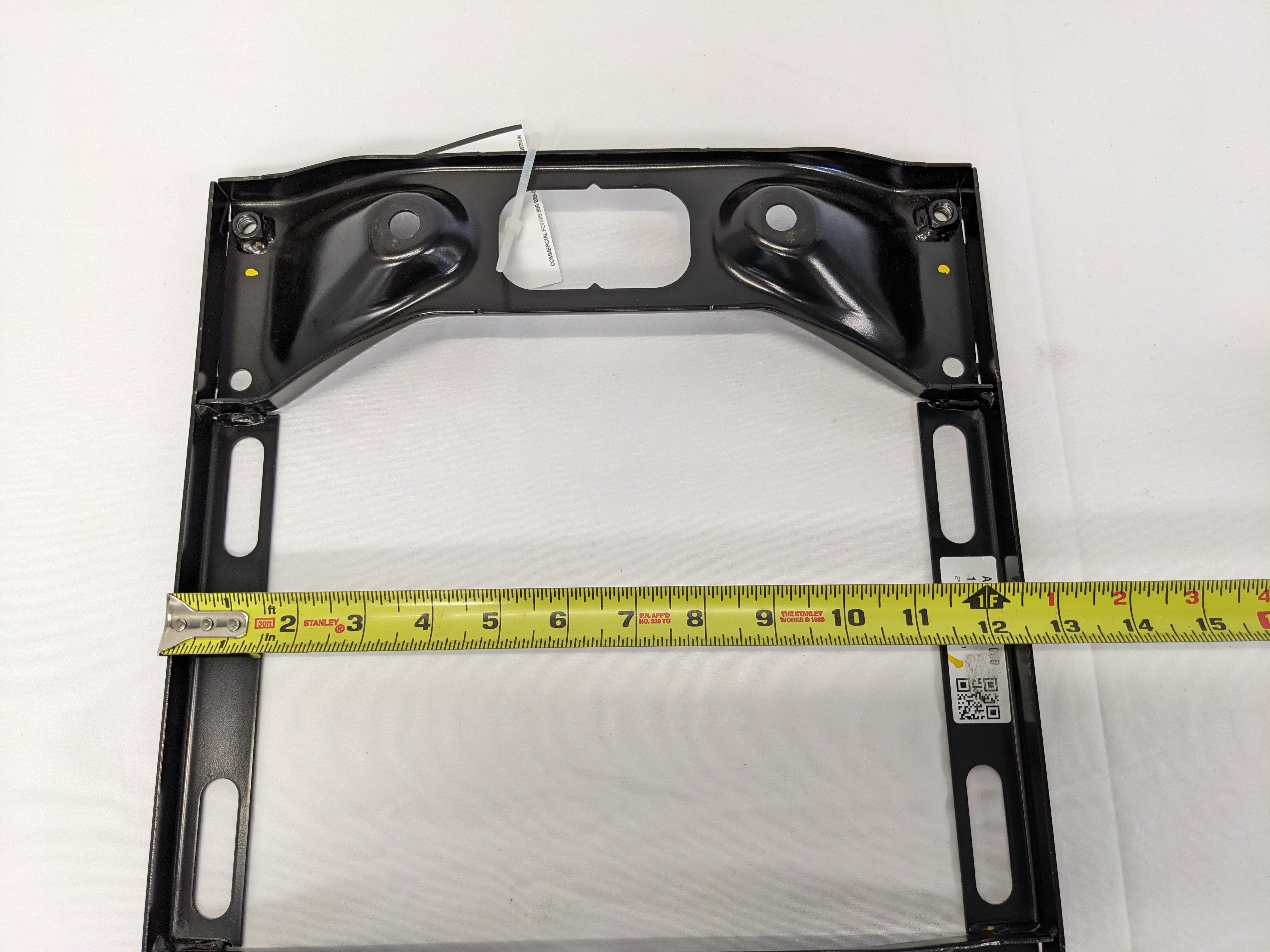 Damaged Freightliner Cascadia ISRI Seat Riser - P/N  A18-67987-000 (8491125735740)
