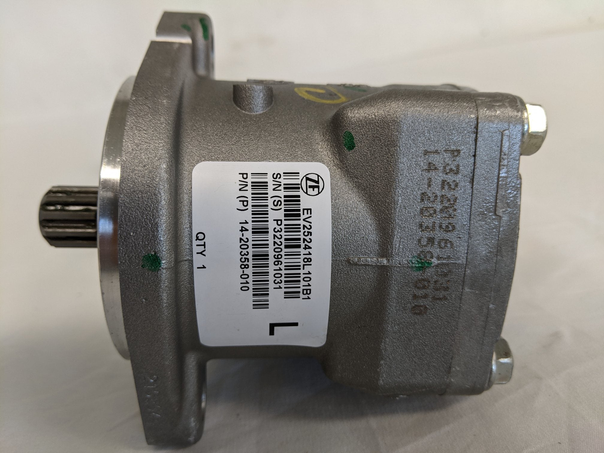 New TRW Medium Duty Power Steering Pump Assembly - P/N 14-20358-010 (10100072382780)