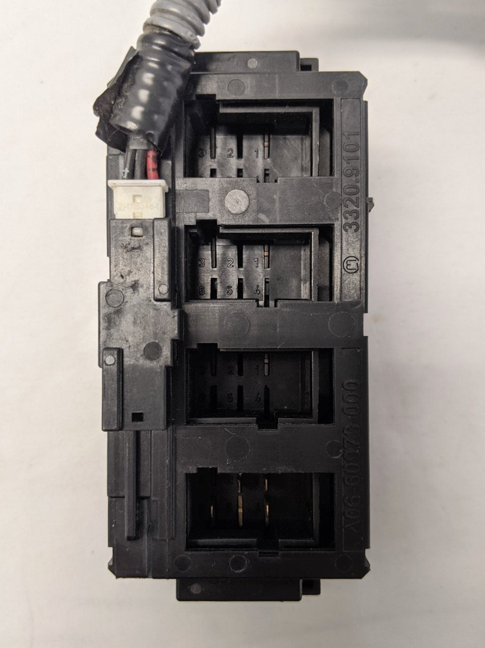 Freightliner Cascadia P3 Sleeper Cab Switch Panel -  P/N  A06-60973-000