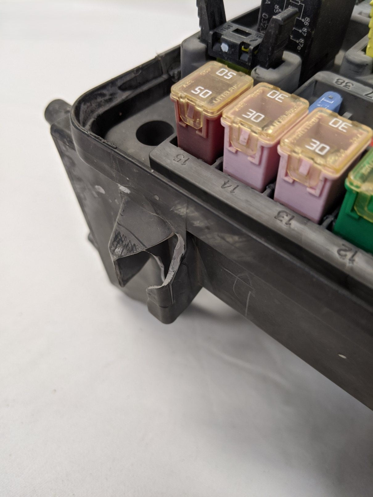 Damaged Dodge Ram 2500, 3500 TIPM Fuse Box Module - P/N 56045765AI