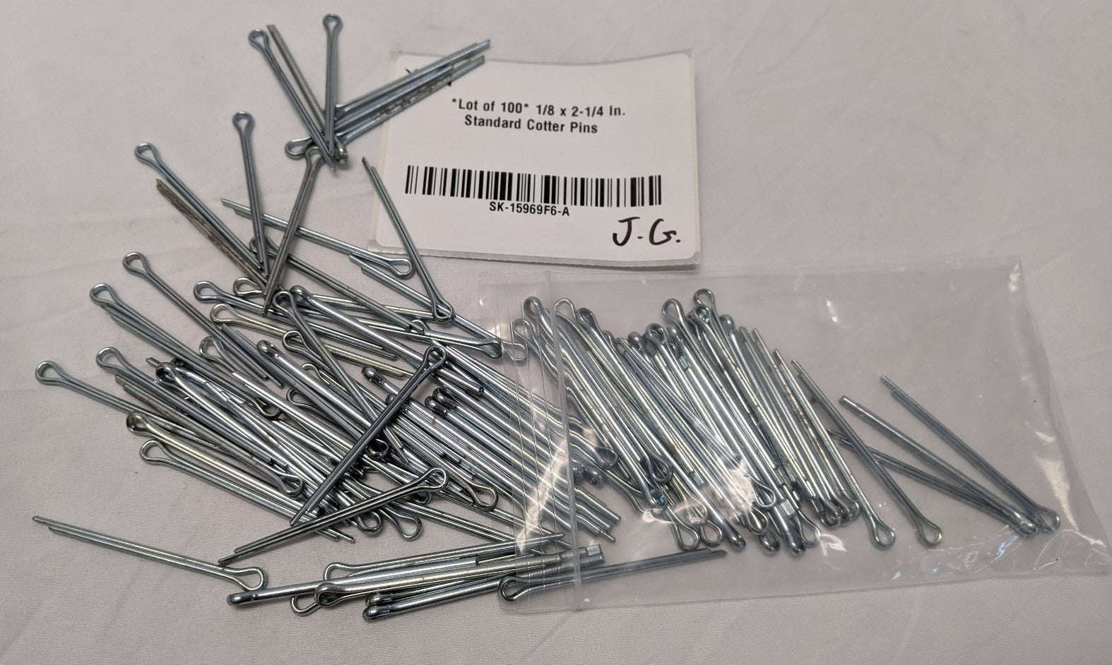 *Lot of 100* 1/8 x 2-1/4 In. Standard Cotter Pins
