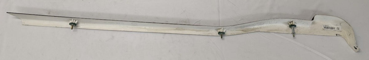Freightliner Cascadia Day Cab RH Rocker Panel A18-58886-003 (Used)