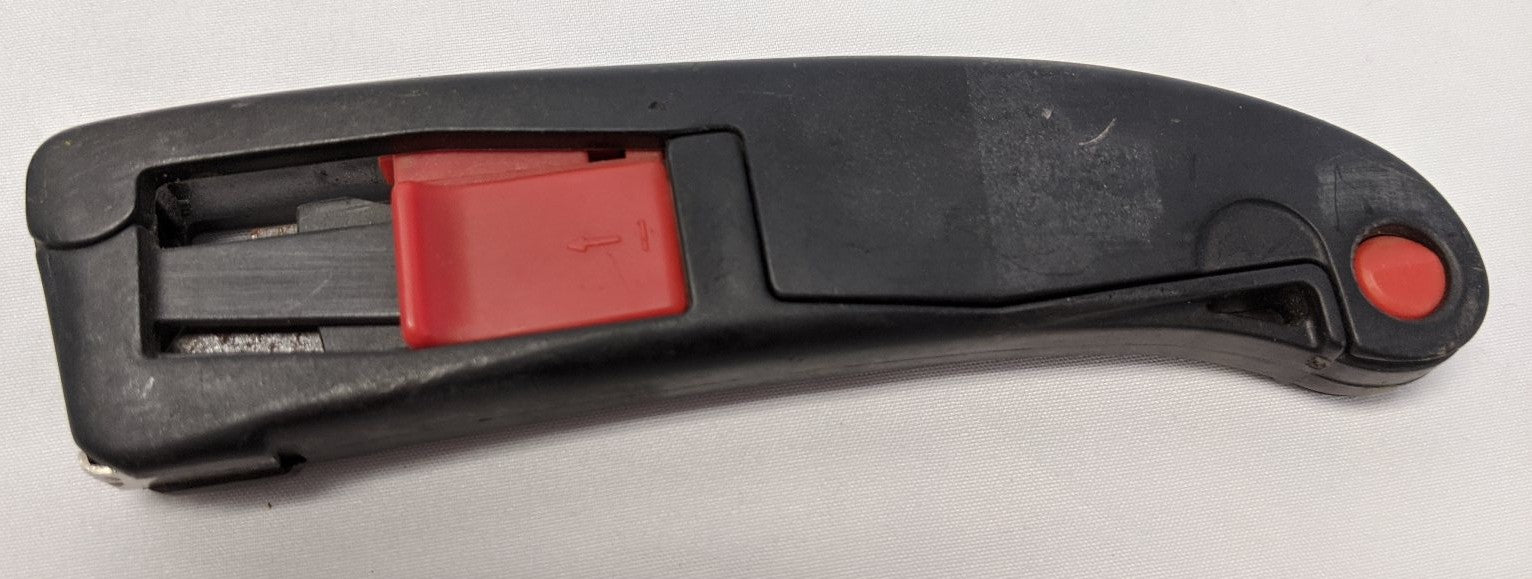 Martor Maxisafe Auto-Retract Safety Knife Lot of 3 101806