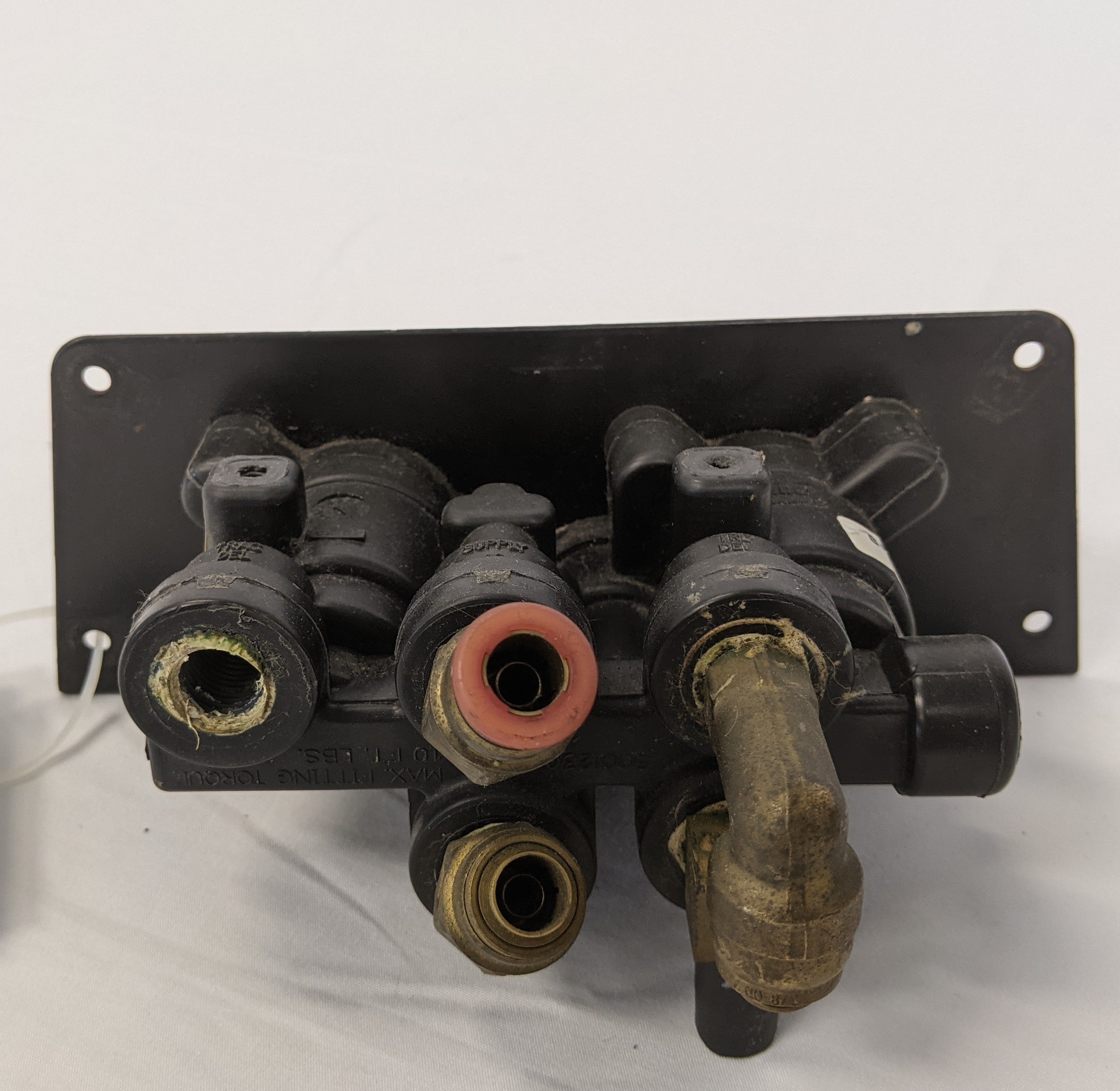 Used Bendix MV-3 Air Brake Solenoid Parking Valve - P/N BW 5005068 (10125306954044)
