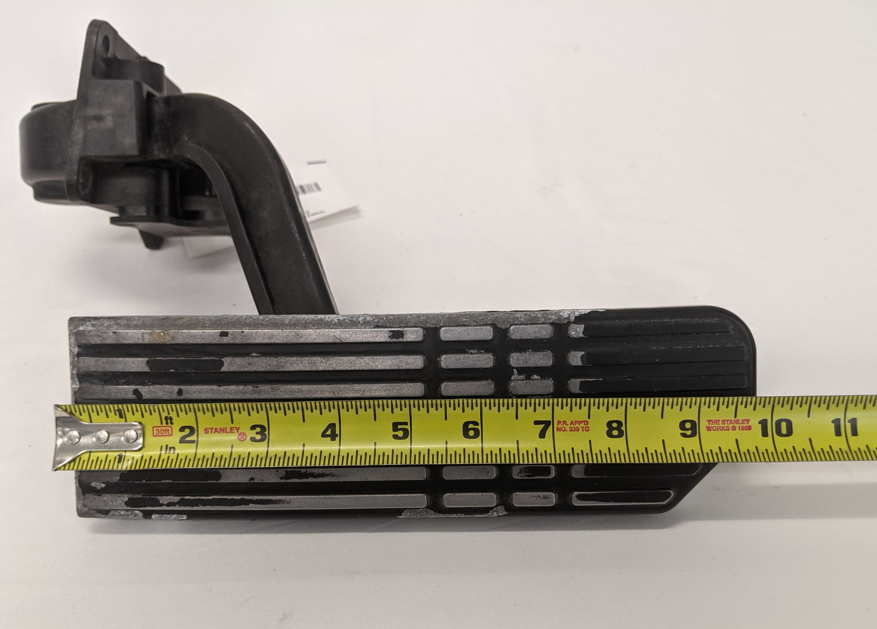 Freightliner Century, Columbia Accelerator Pedal - A01-26607-002