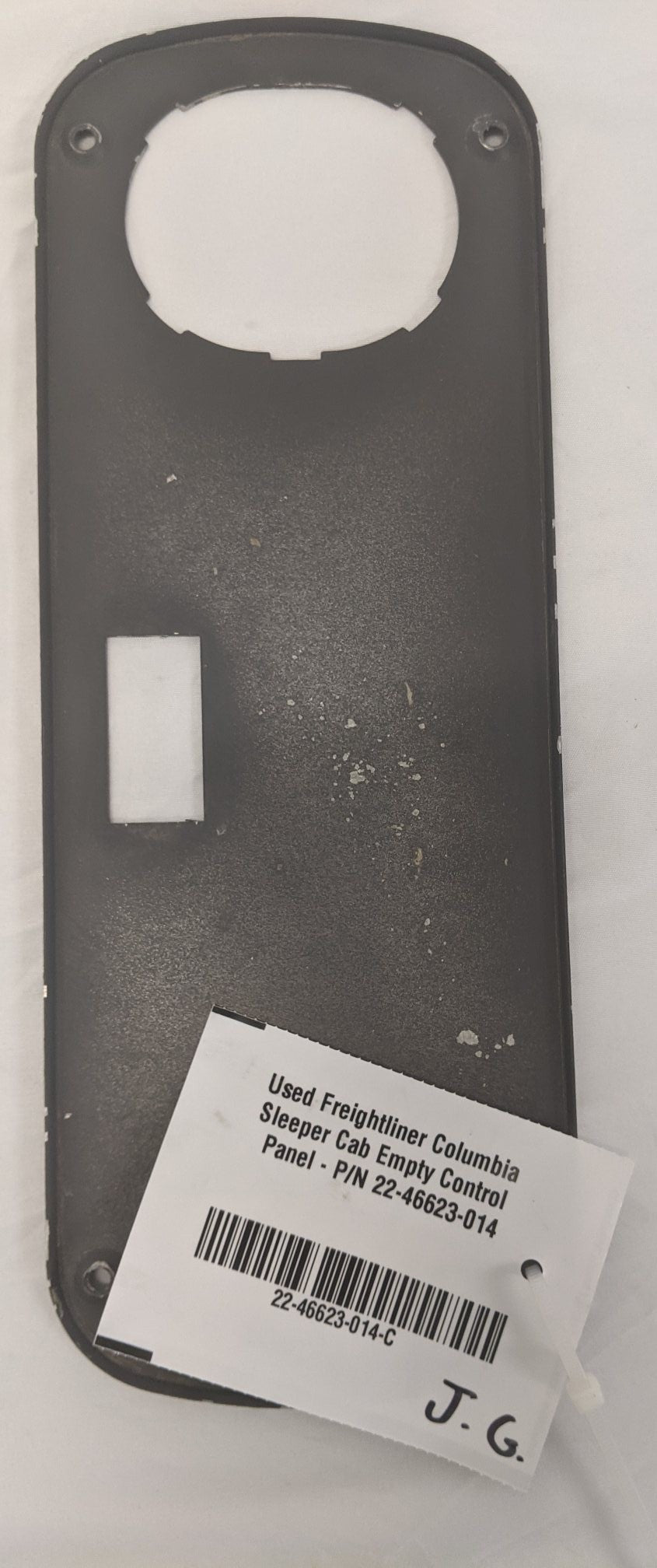 Used Freightliner Columbia Sleeper Cab Empty Control Panel - P/N 22-46623-014