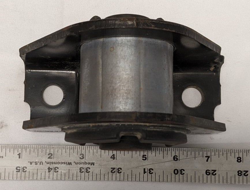 Used Freightliner Cascadia P3 Front Isolator Cab Mount - P/N 18-59922-000
