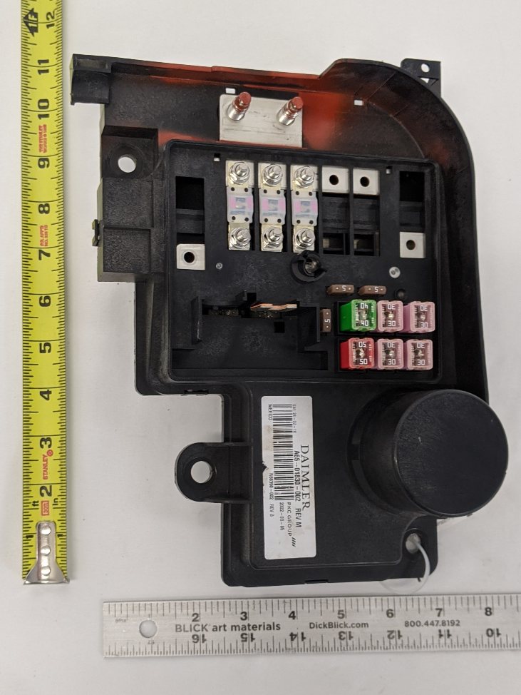 *For Parts Only* FTL Daimler Battery Cable Access Power Module-P/N A66-01830-002 (10174386045244)