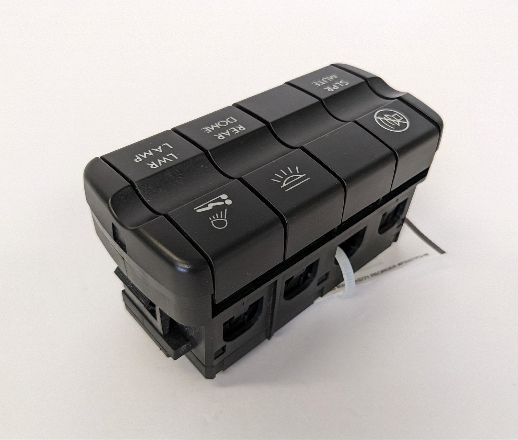 Freightliner Cascadia P3 Secondary Rocker Switch Panel - P/N  A06-60973-000 (10106940490044)