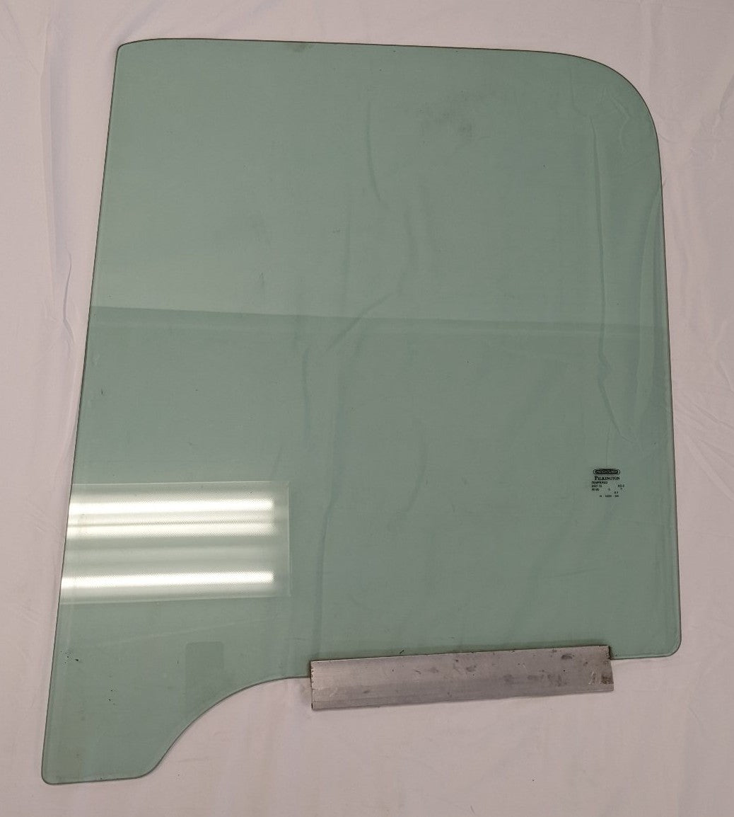 Used FTL Cascadia P3 LH Front Door Tempered Window Glass -P/N 18-53295-000