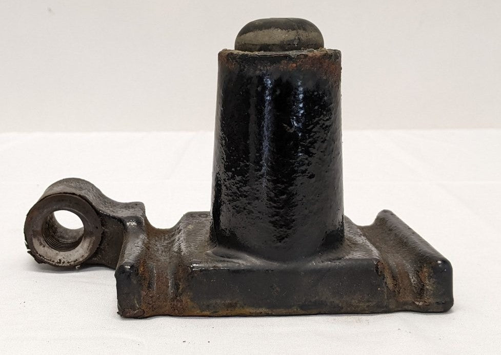 Used FTL Cascadia P3 LH Front Suspension Axle Stop Bracket - P/N 16-15214-001