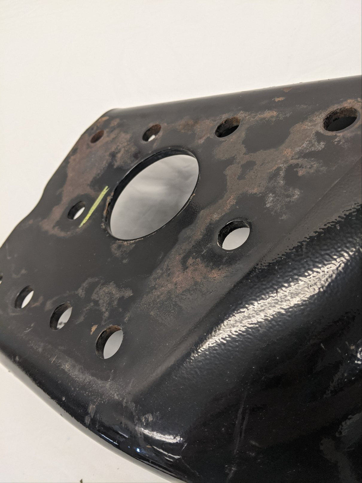 Used Freightliner Cascadia RH SBA Front Frame Bracket | 15-23806-001