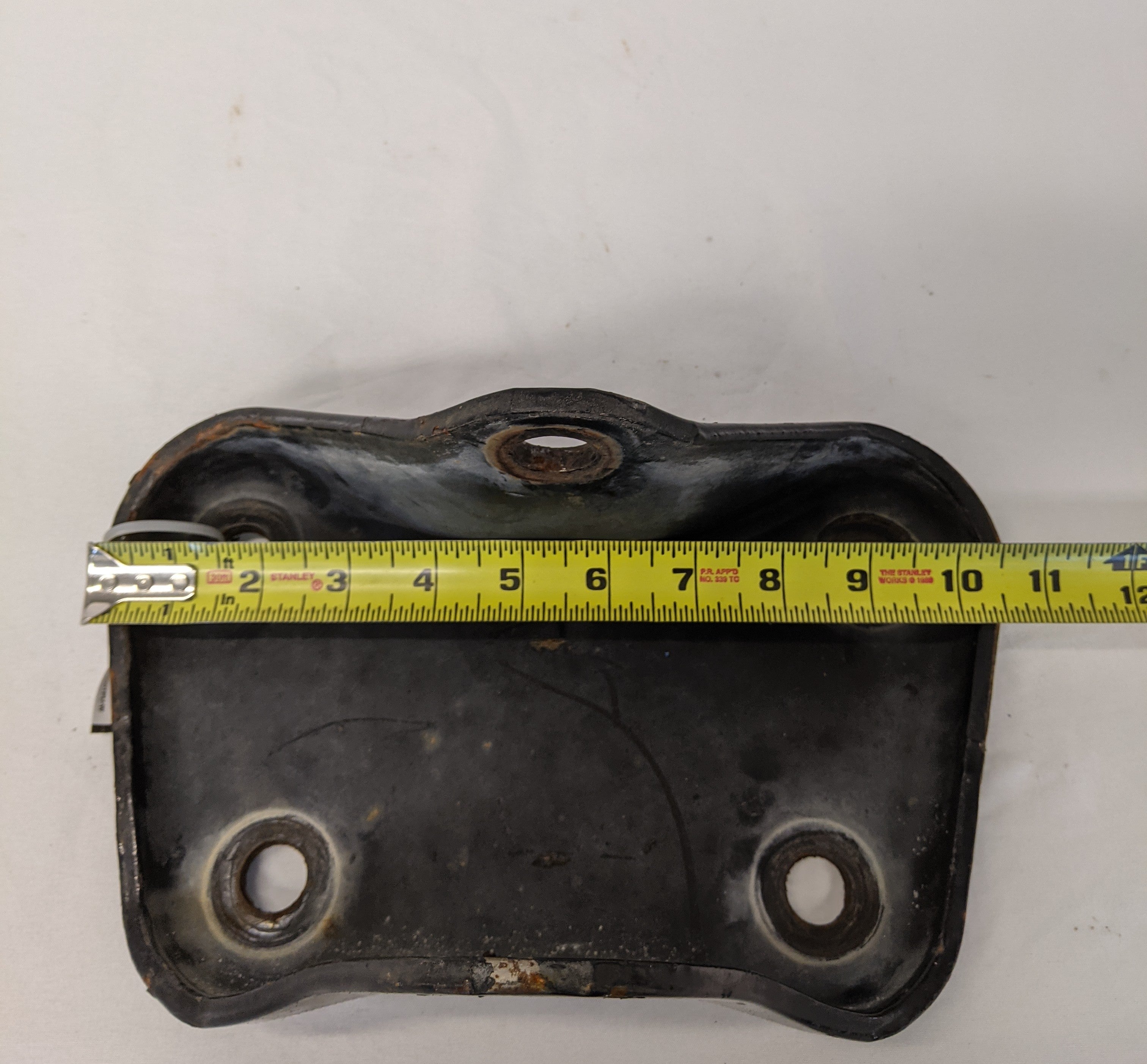 Used Freightliner Cascadia P3 Suspension Front Spring Hanger - P/N 16-18102-001 (10094980170044)