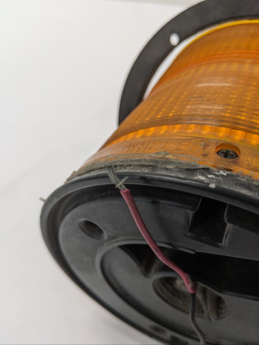 *Cut Wires* Whelen Strobe Beacon Light - P/N D-80483