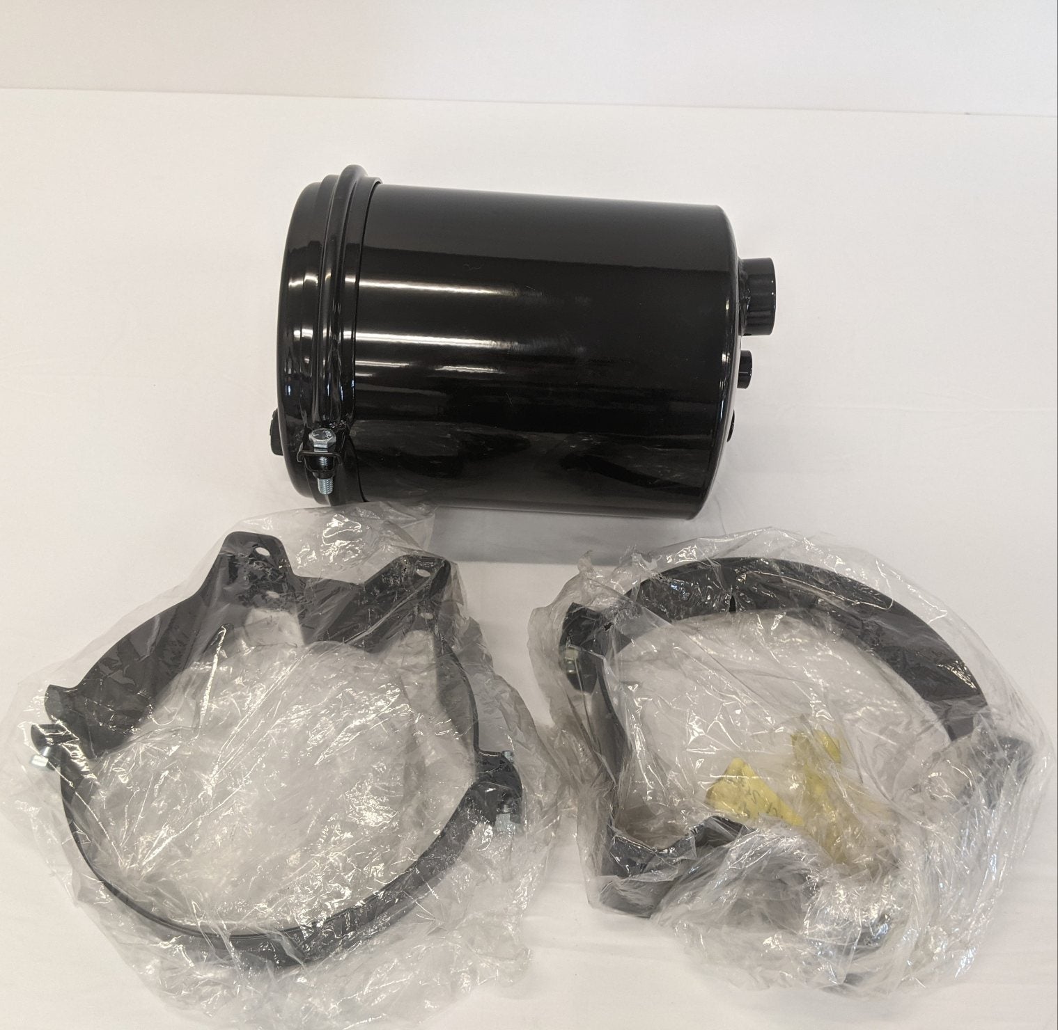 New Western Star 9 Qt. Oil Pump Reservoir Tank w/ Brackets- P/N WWS 38701-3411 (10145912226108)