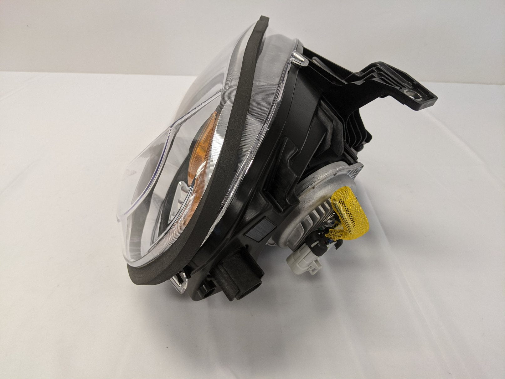 Freightliner M2 LH LED Headlight - P/N  A66-05475-002