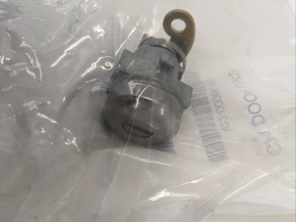 Freightliner 3 Key P4 Random Ignition Lockset - P/N  W22-00086-000 (10143966265660)