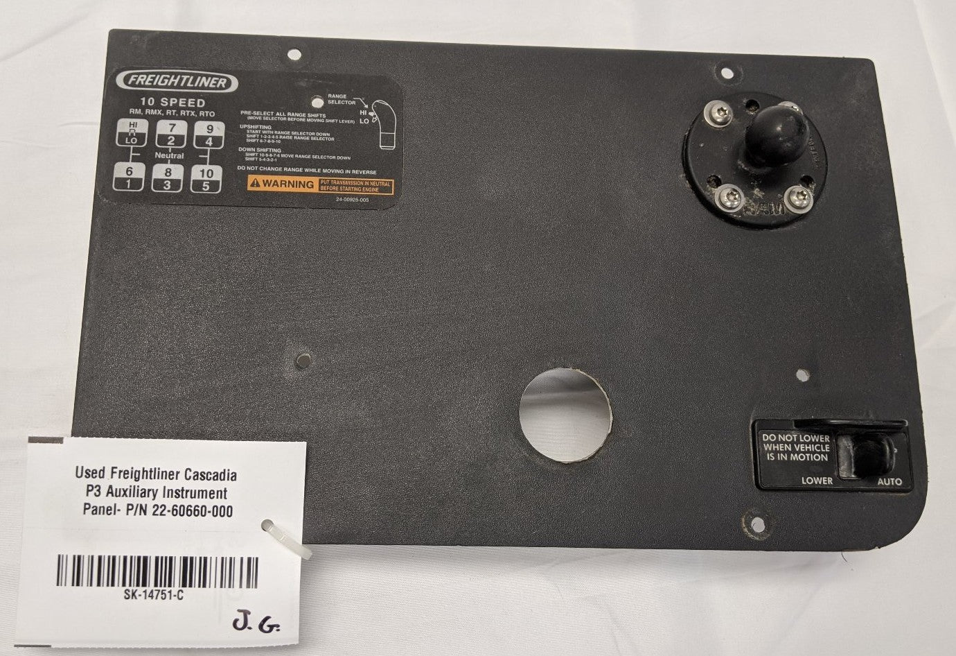 Used Freightliner Cascadia P3 Auxiliary Instrument Panel- P/N 22-60660-000