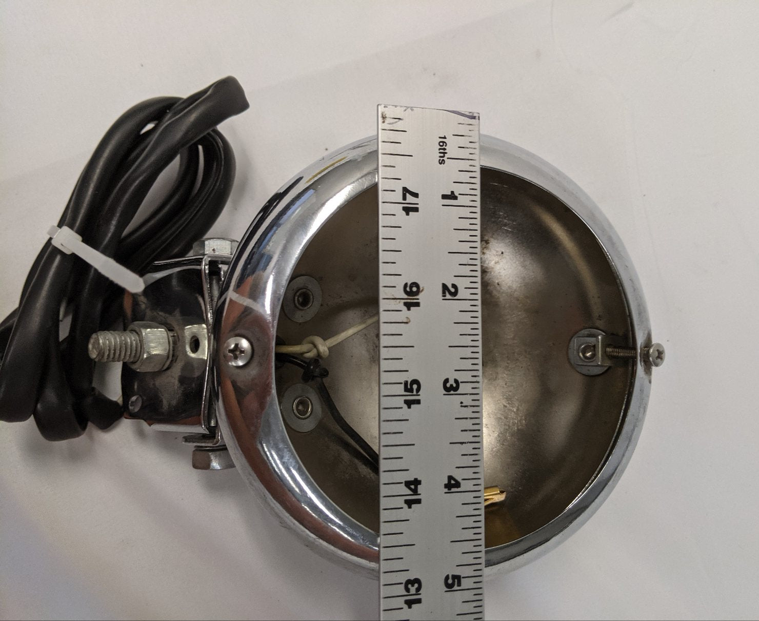 Grote Vintage Chrome PAR-36 Utility Light (No Lens) | GRO 64120
