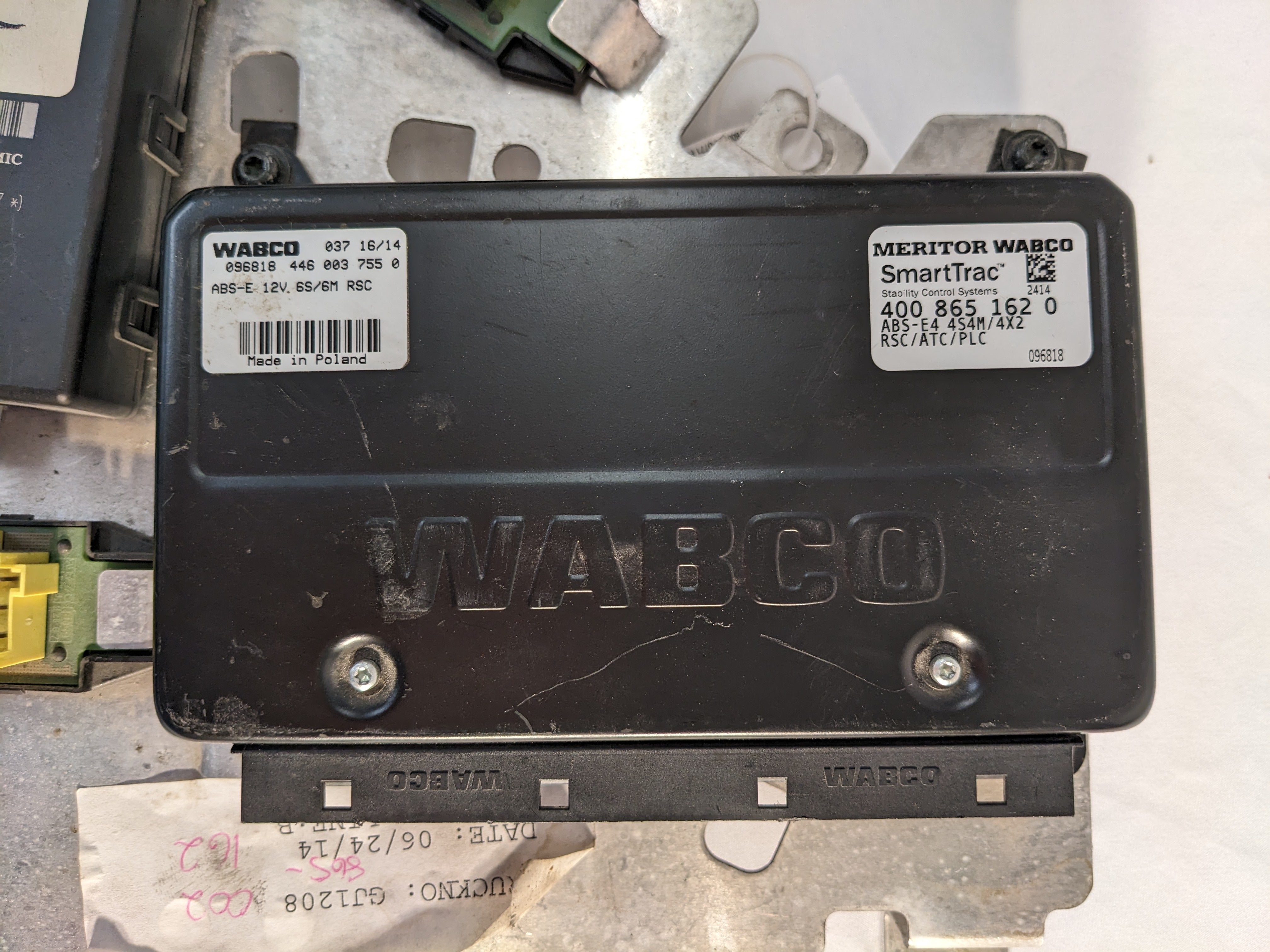 Used Freightliner Cascadia ABS ECU & Multiplex Module | 4008651620