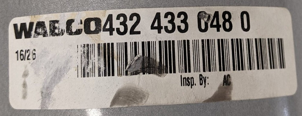 Damaged Western Star 57X Wabco 12 V, TCV Twin Air Dryer - P/N  WAB 432 433 048 0