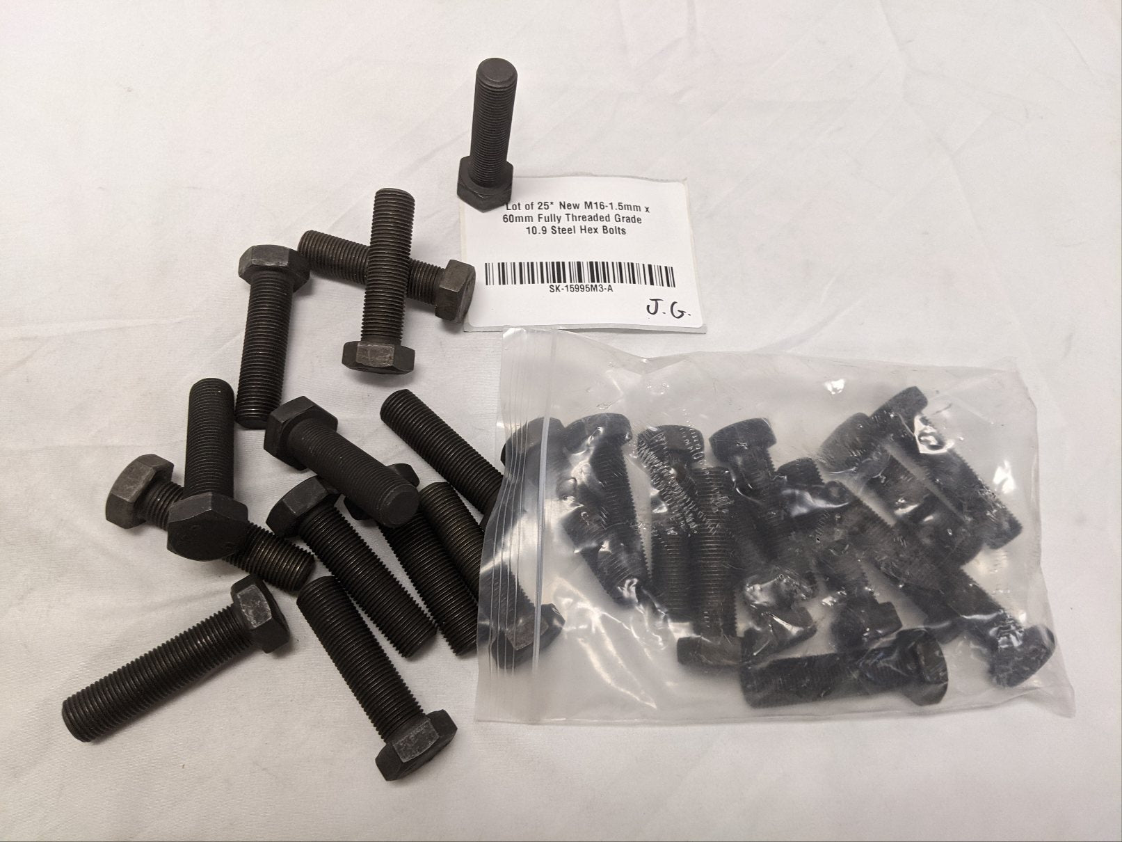 M16-1.5 x 60mm Grade 10.9 Black Oxide Hex Bolts - Lot of 25 - Fine Thread Fully Threaded