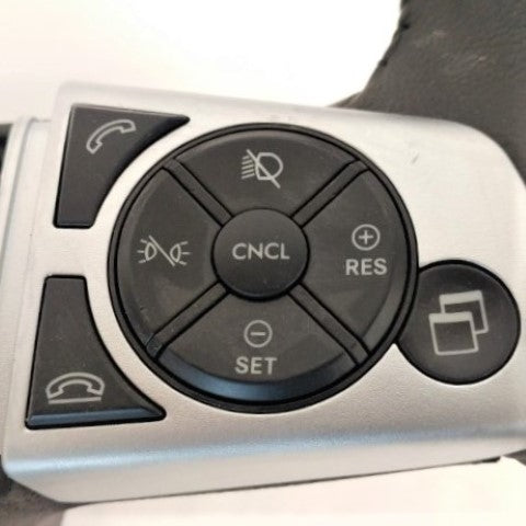Blemished Freightliner 18" Leather Steering Wheel - P/N  A14-19622-002 (10109507338556)