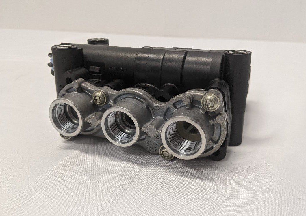 Wabco Air Ride Suspension Solenoid Valve | A0013271325